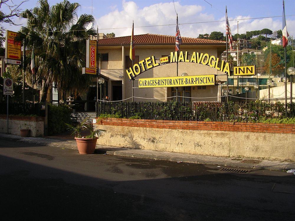 Hotel Malavoglia อาชิ กัสเตลโล ภายนอก รูปภาพ